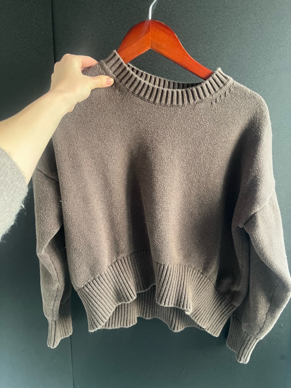 Quince 100% Organic Cotton Crewneck Sweater - Picture 4 of 4